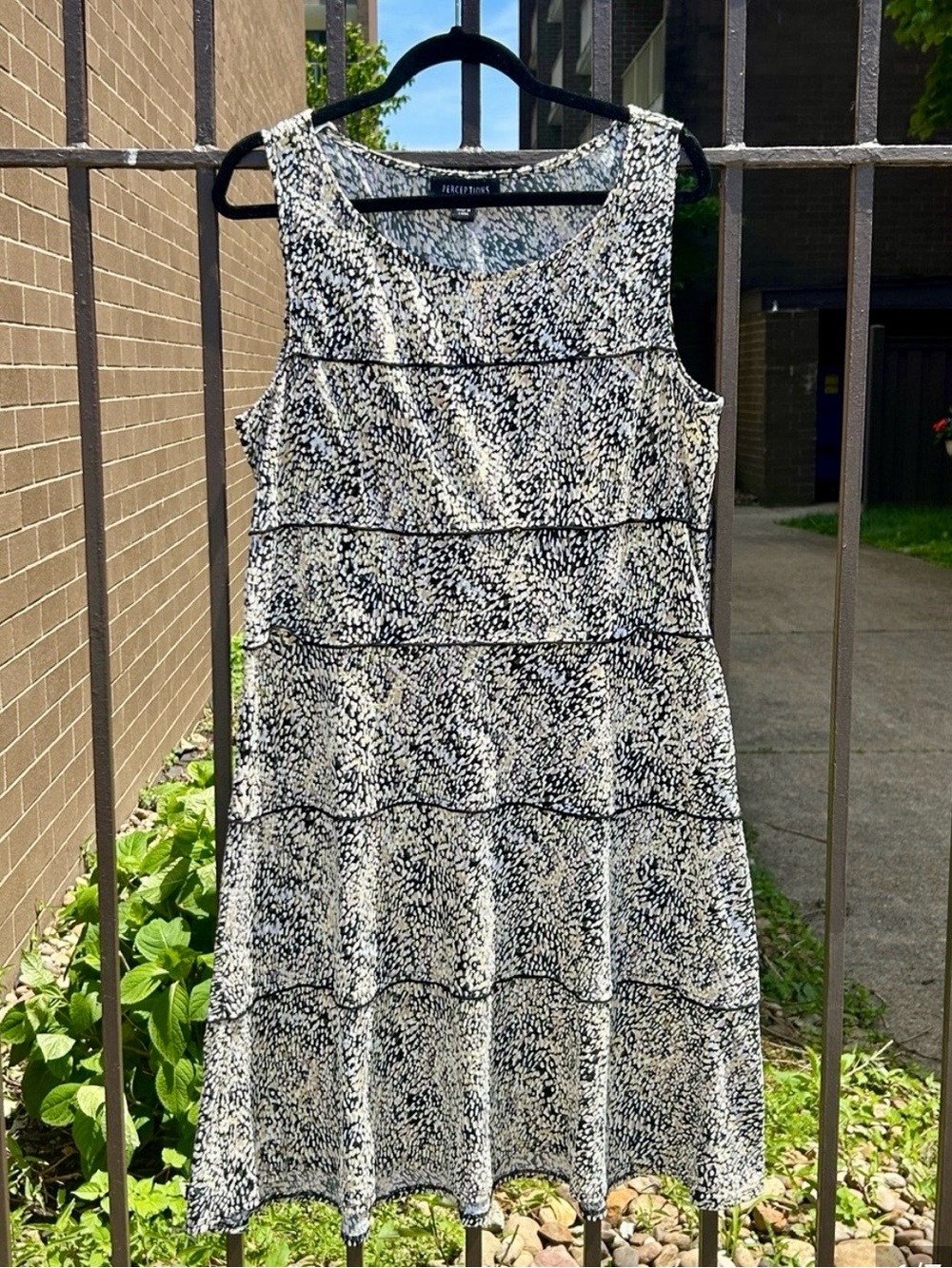Perceptions New York XL A-Line Dress |Sleeveless Tiered | Black Multicolor Print